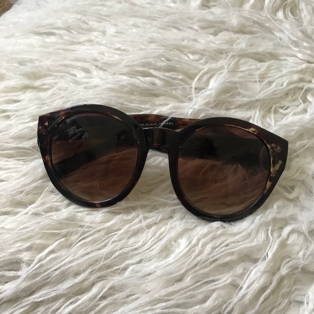 Urban Outfitters Large Round Sunglasses